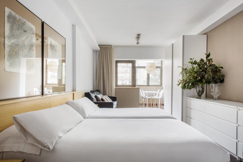 Superior Studio (4 Adults)