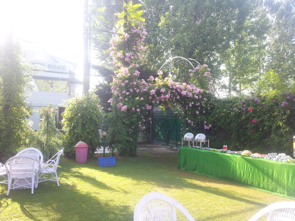 Double Deluxe Room