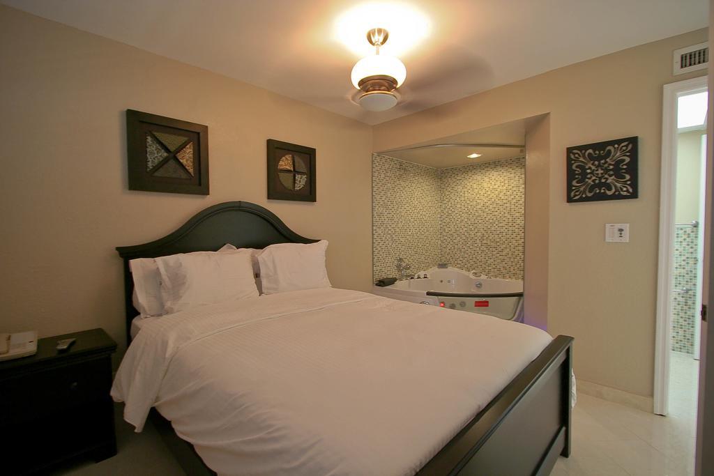Suite Hot Tub