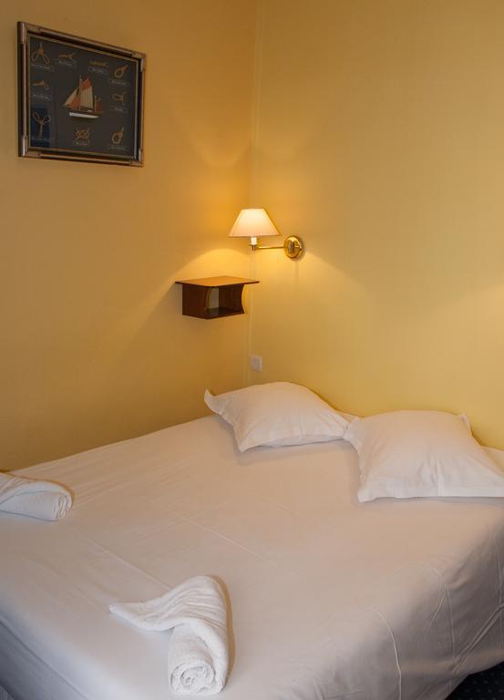 Chambre Double avec Toilettes dans le Couloir