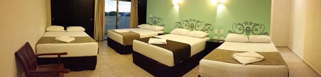 Deluxe Quadruple Room,444490167:JPEG