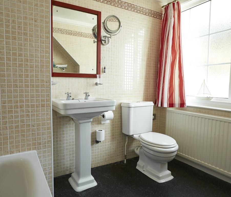 Double Room with Private External Bathroom