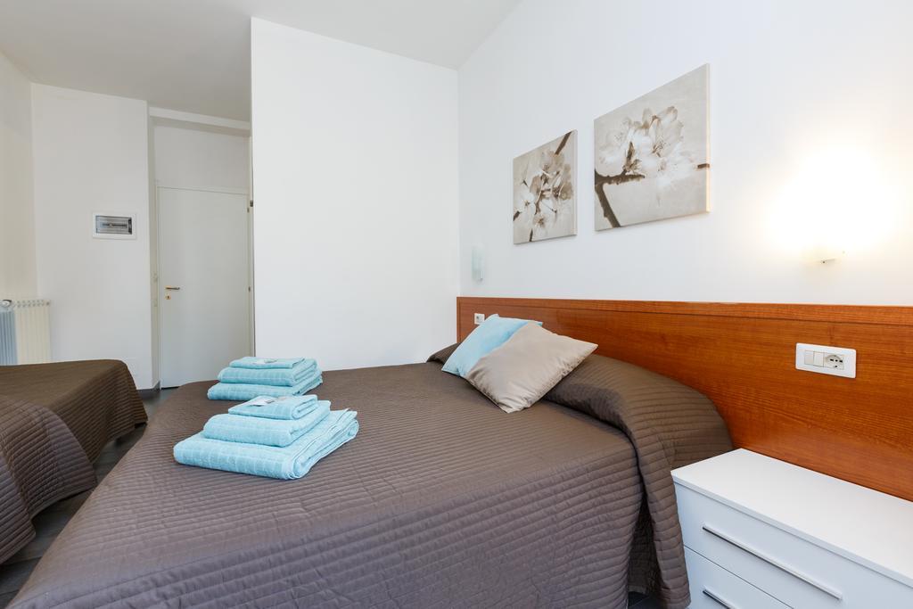 Basic Triple Room