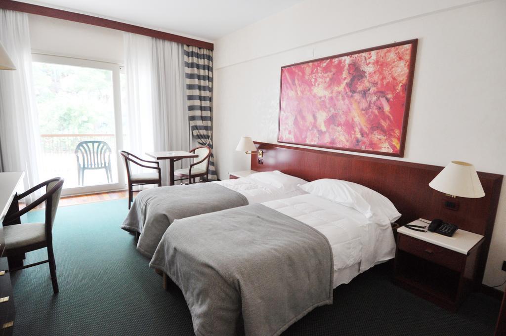Double or Twin Room with Garden View