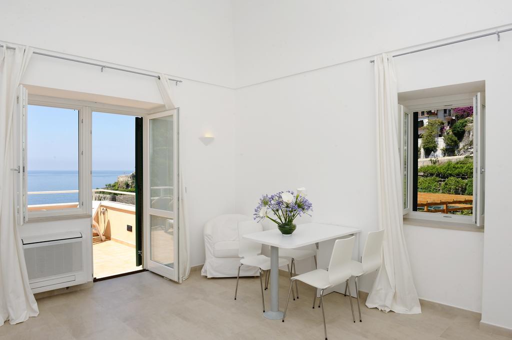 One-Bedroom Apartment with Terrace