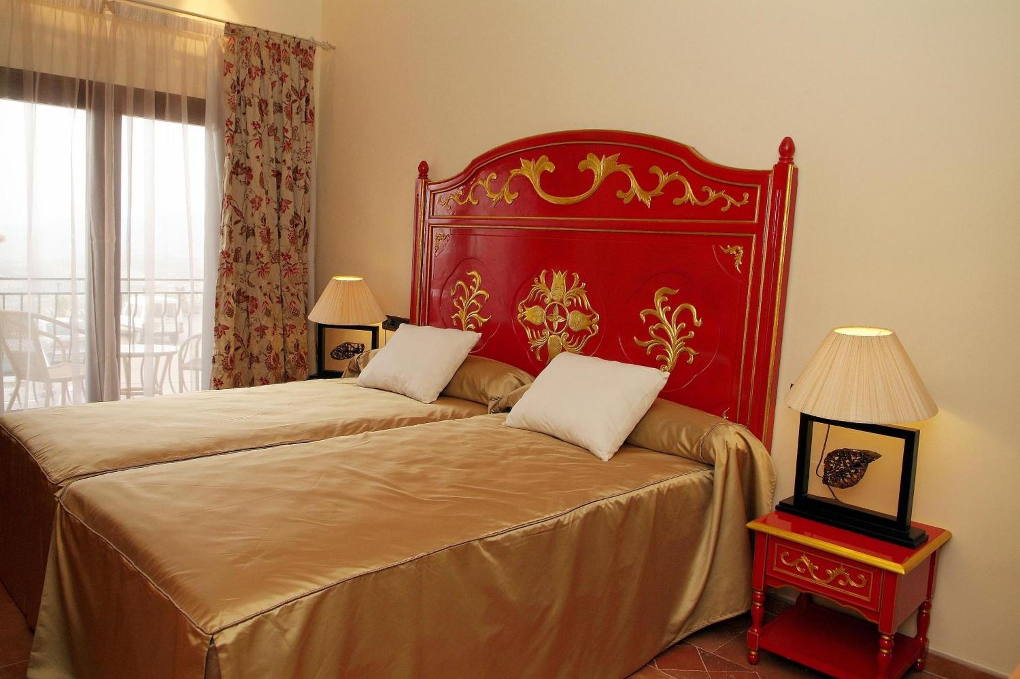 Comfort Twin Room with Terrace