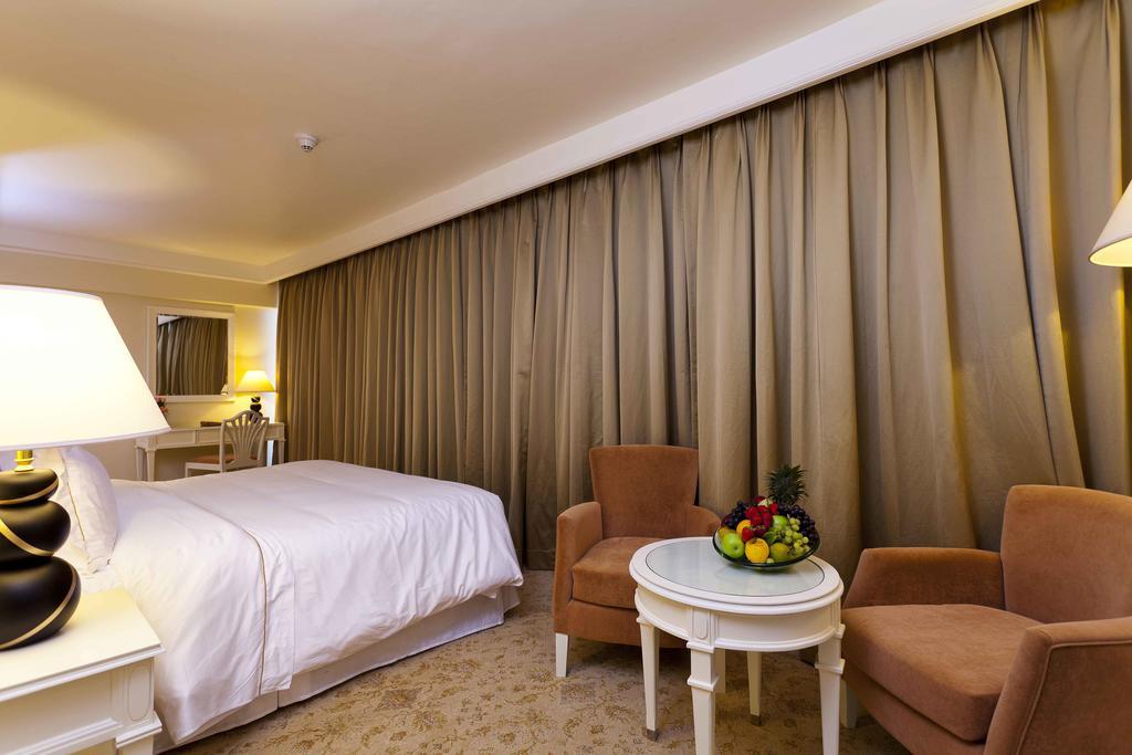 Premium Room