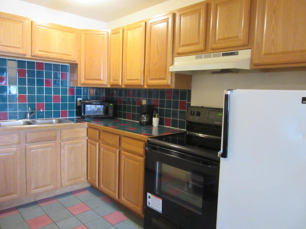 Queen Suite Two Queen Beds Kitchen Non-Smoking