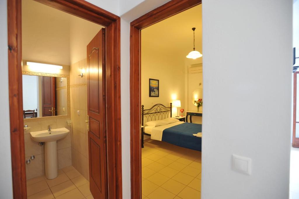 Superior One-Bedroom Apartment Pool Sea View,752028710:JPEG