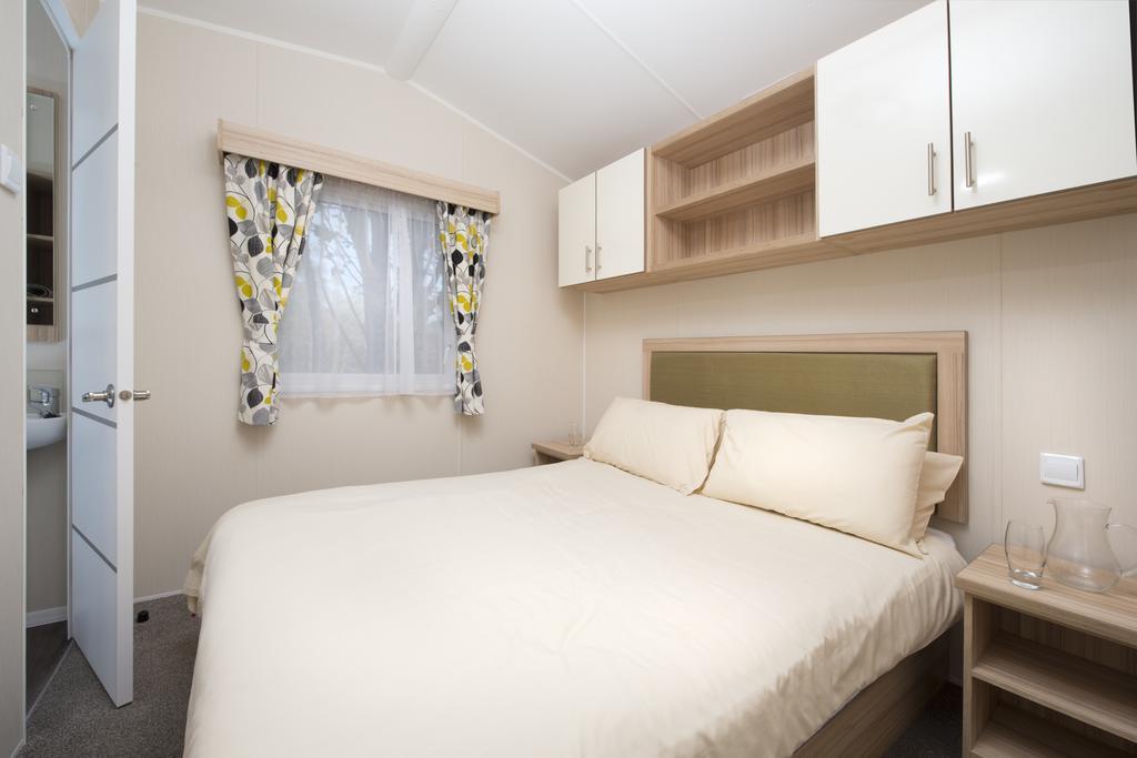 2 Bedroom Silver Caravan Lodge