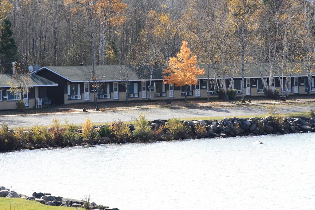 Single Room with Lake View