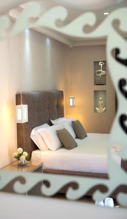 Deluxe Suite with Terrace