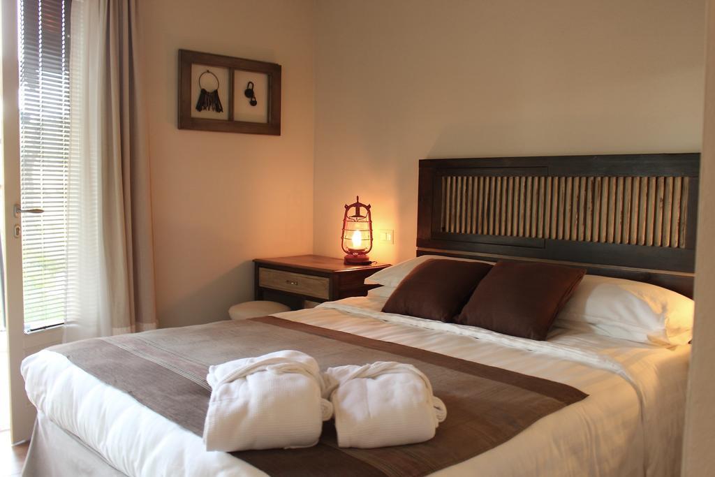 Double Room,830949332:JPEG