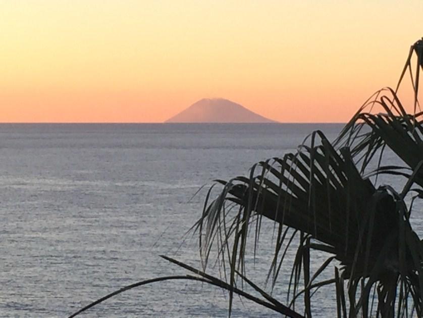 Double Room with Extra Bed and Sea View