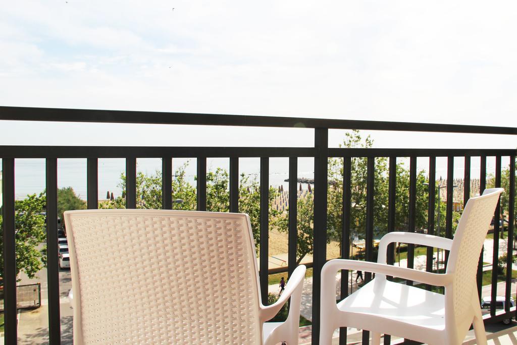 Double Room with Balcony and Sea View