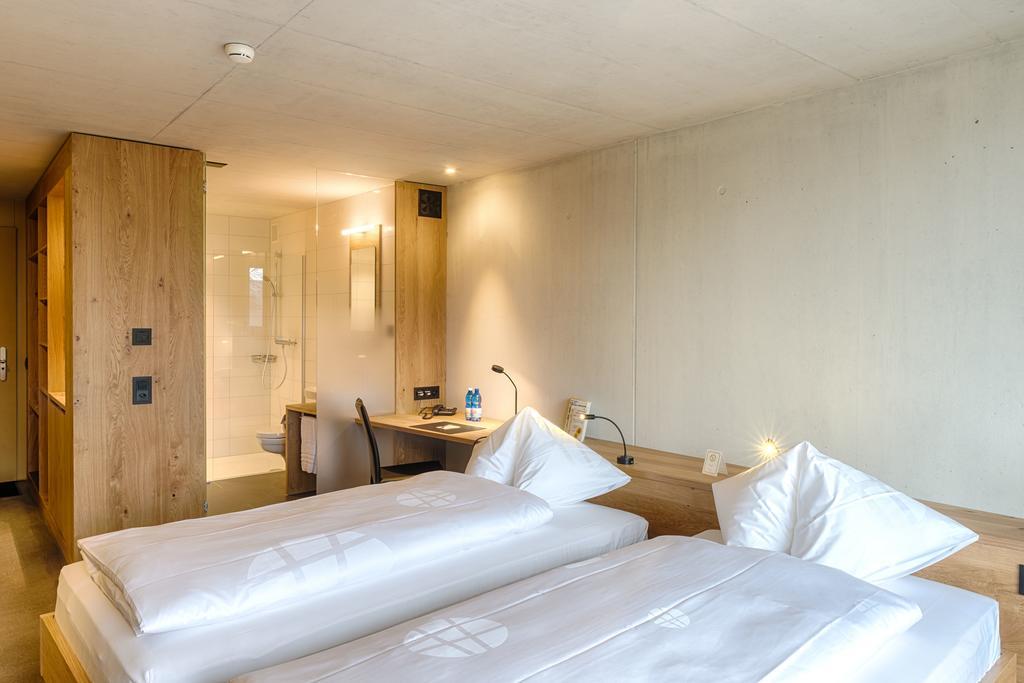 Doppelzimmer mit Balkon