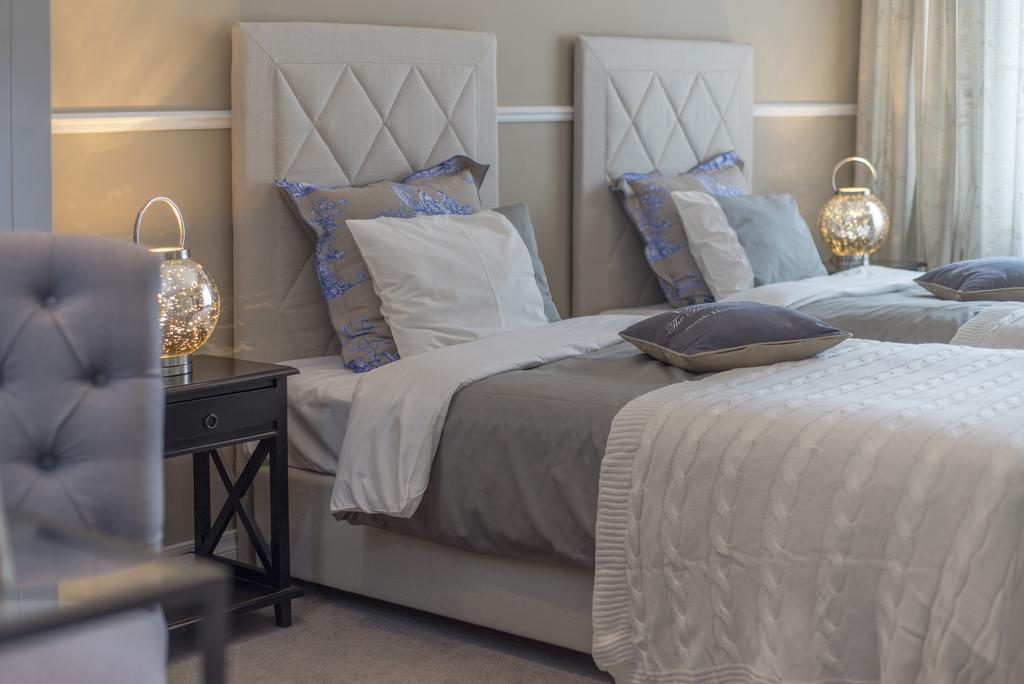 Large Twin Room