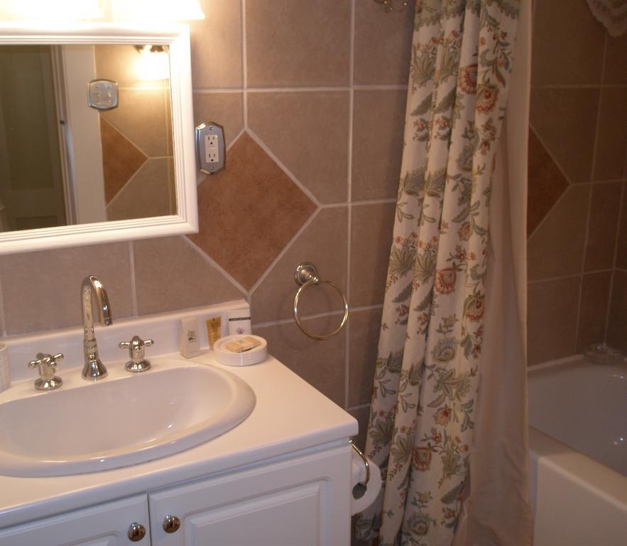Queen Room with Kitchenette and Balcony