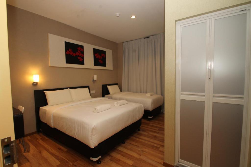 Deluxe Triple Room