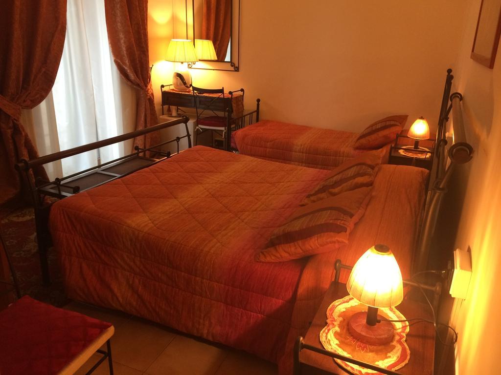 Dreibettzimmer
