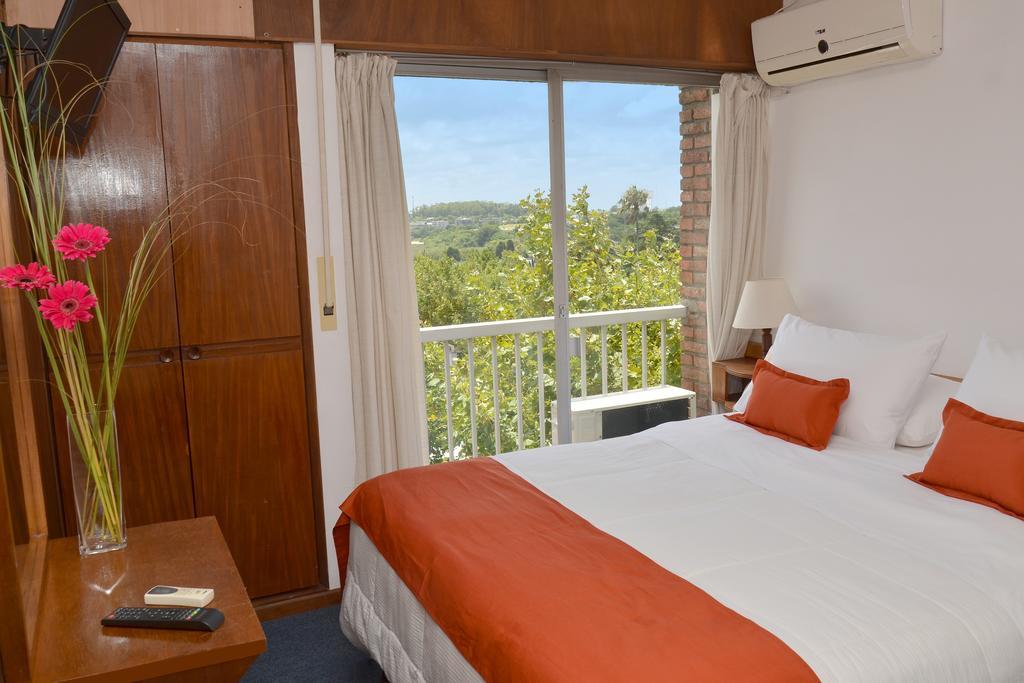 Economy Double Room Queen