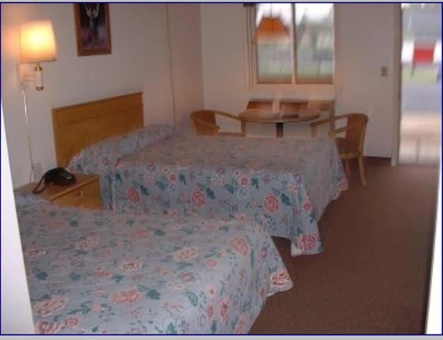 Double Room Two Double Beds Non-Smoking
