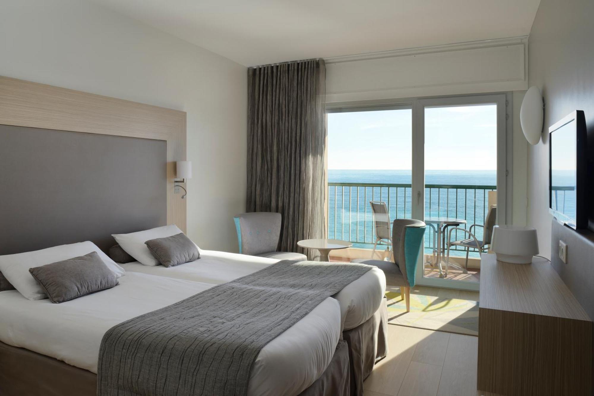 Double/twin Room with Sea View and Balcony