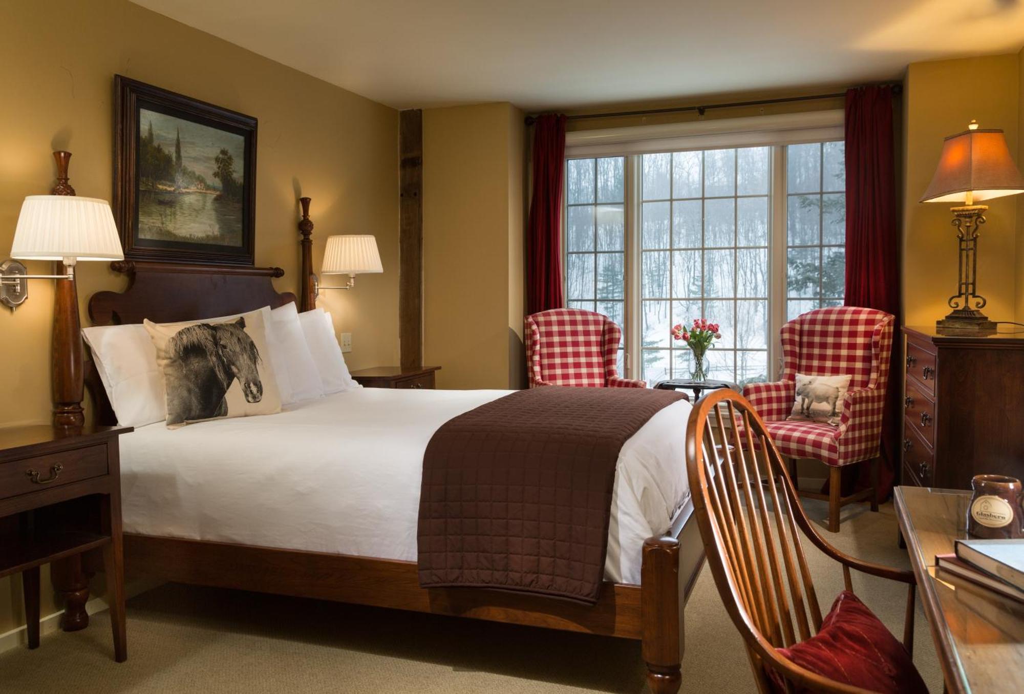 Classic Queen Room