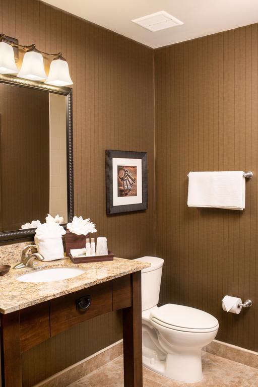 Queen Suite