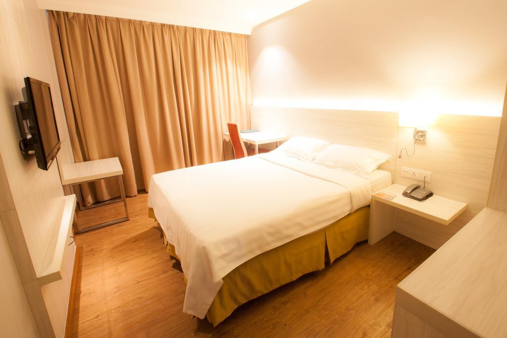 Standard Double Room,324971053:JPEG