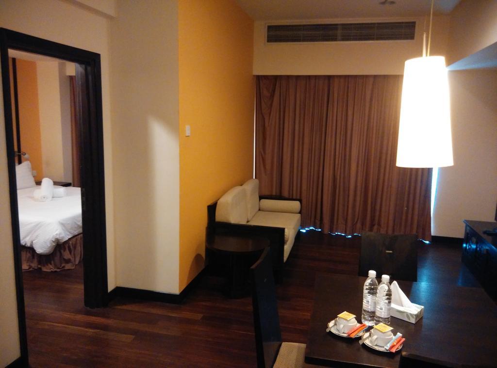 Executive Suite