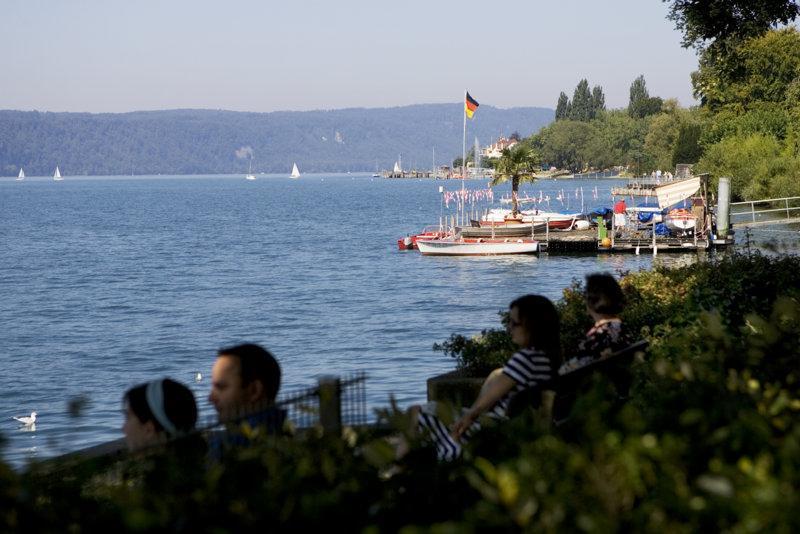Doppelzimmer mit Seeblick und Balkon