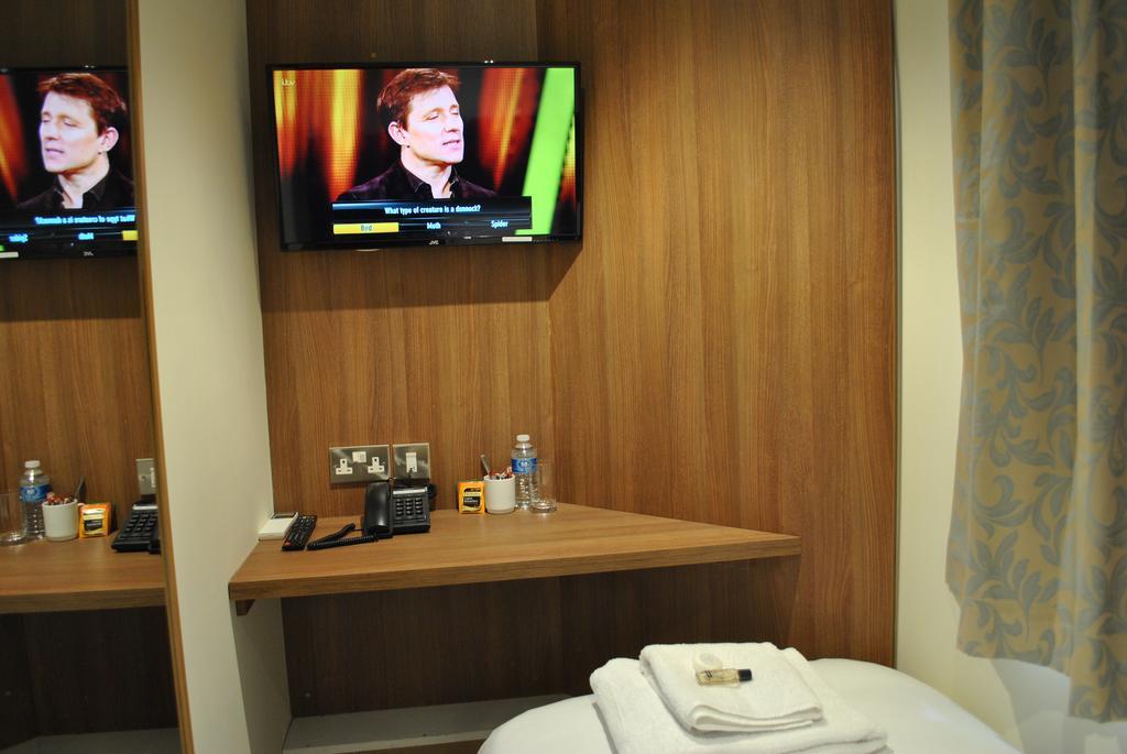Deluxe Single Room