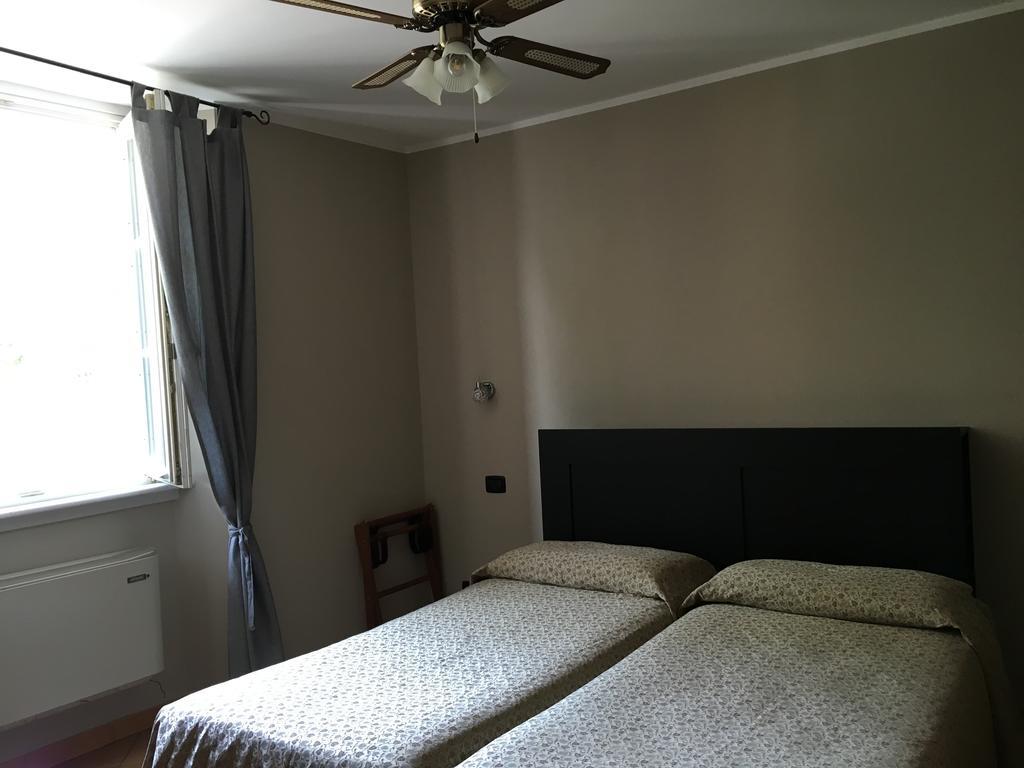 Economy Double or Twin Room,1079099584:JPEG