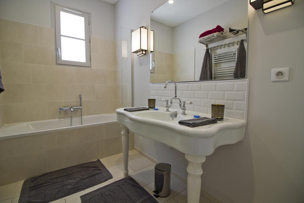One-Bedroom King Suite with Sofa Bed