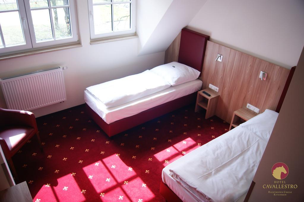 Standard Zweibettzimmer
