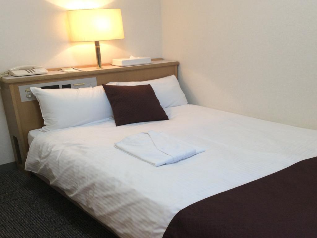 Double Room with Small Double Bed - Non-Smoking,215720666:JPEG