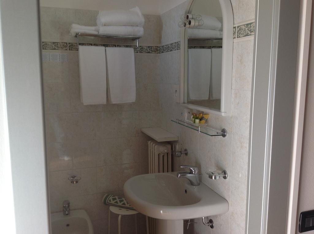 Comfort Triple Room with Balcony