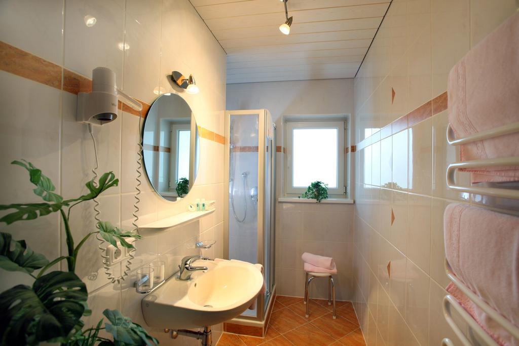 Comfort Two-Bedroom Apartment,1742695812:JPEG