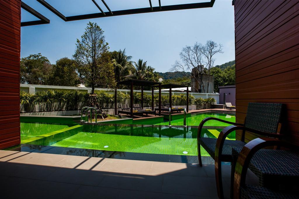 Premier Double or Twin Room Pool Access