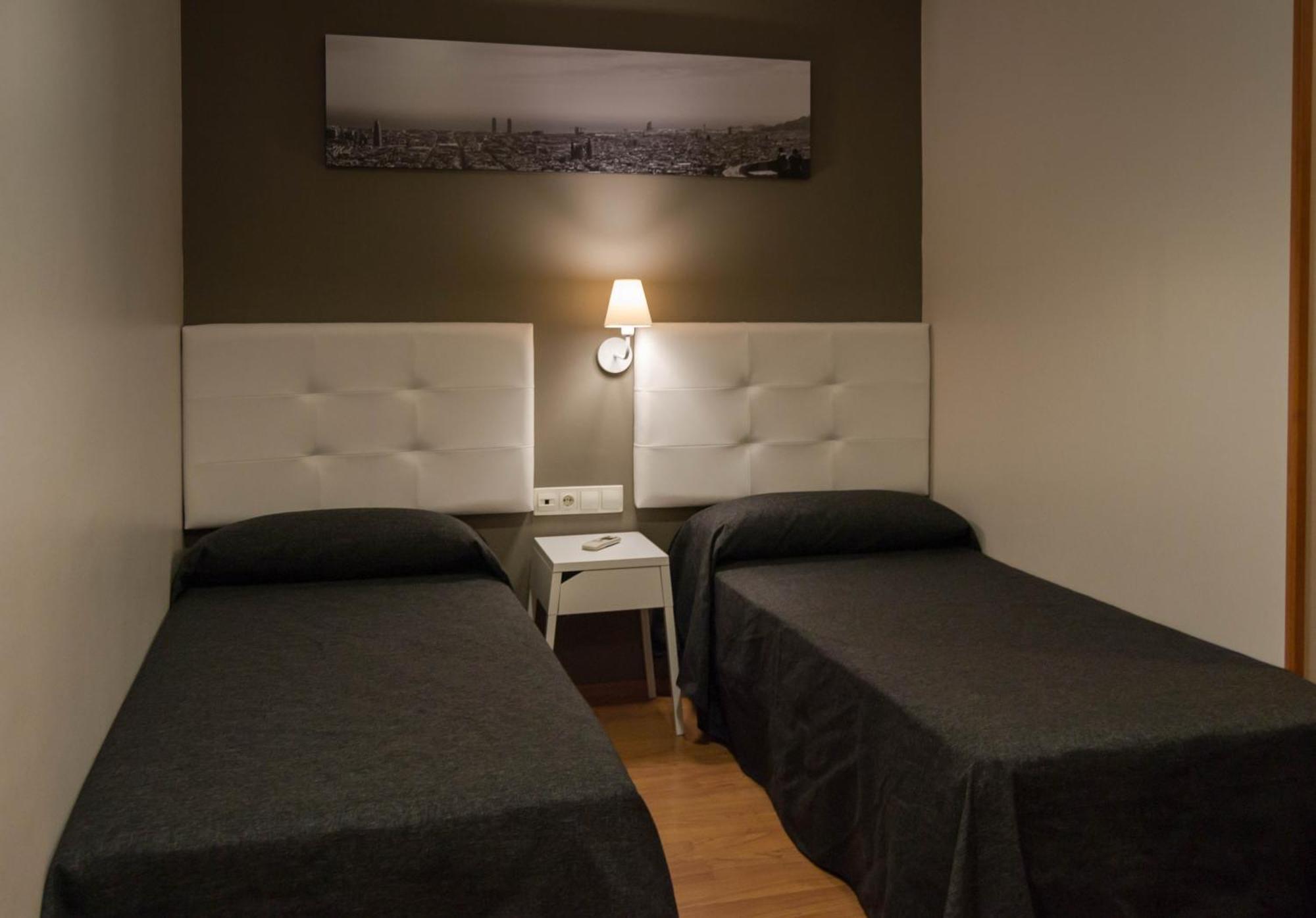 Standard Twin Room with Sofa,217774208:JPEG