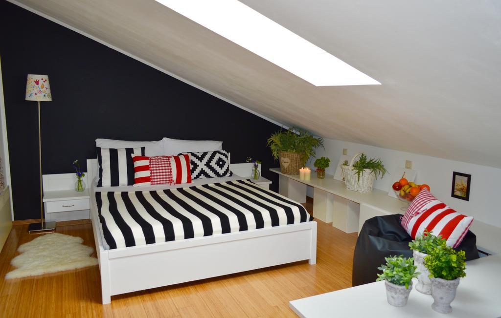 Double Room without Balcony - Attic,1765172531:JPEG