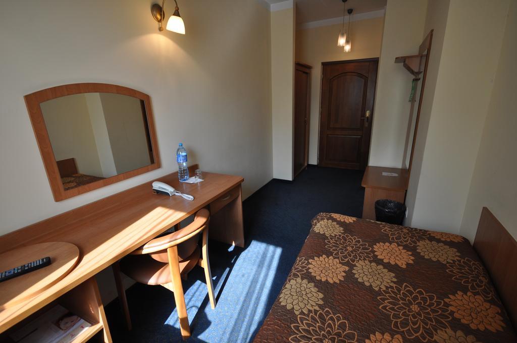 Small Single Room