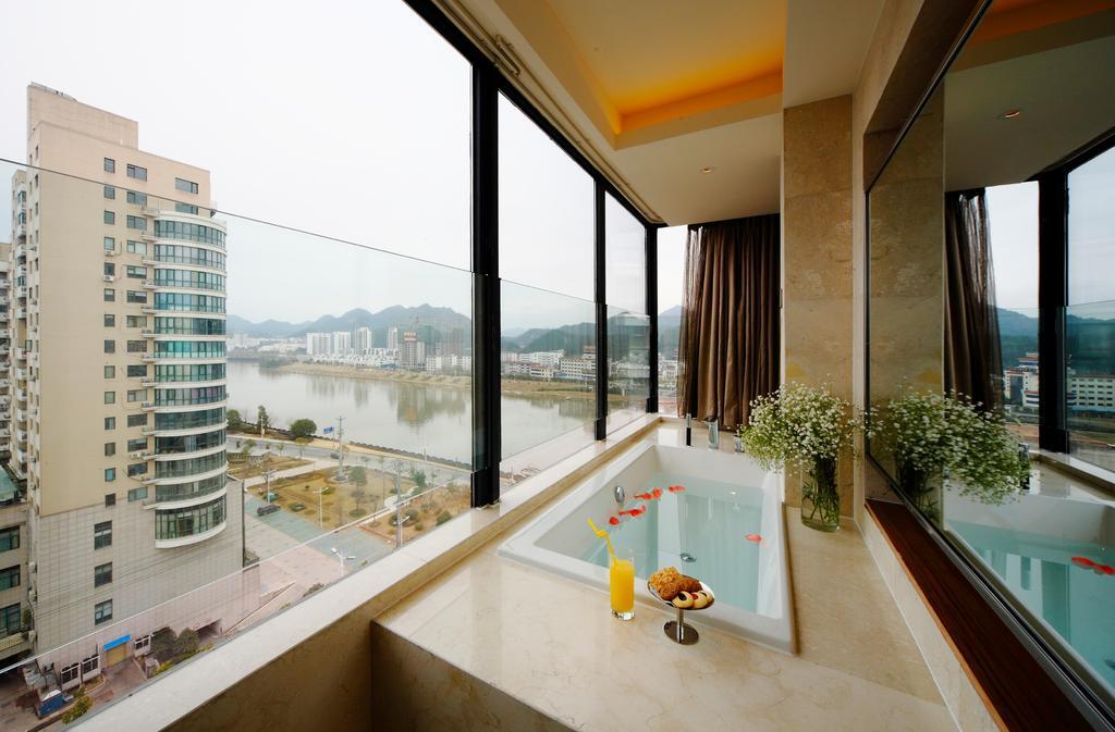 Suite with River View