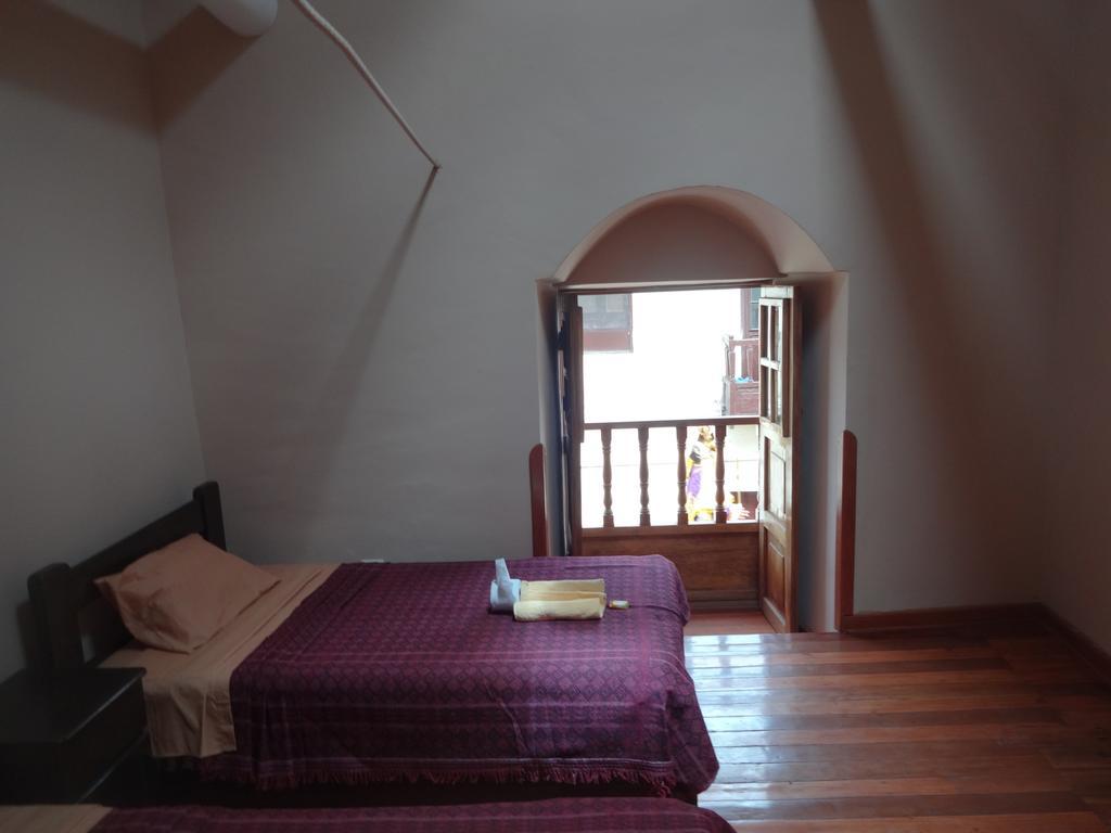 Quarto Duplo