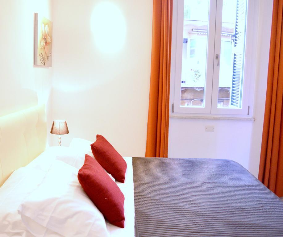 Double Room,220788770:JPEG