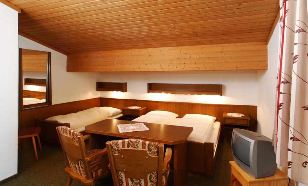 Standard Doppelzimmer mit Balkon