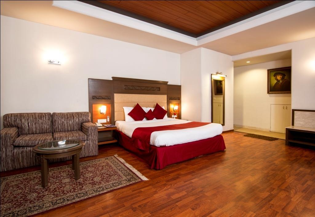 Premium Double Room (2 Adults + 1 Child)