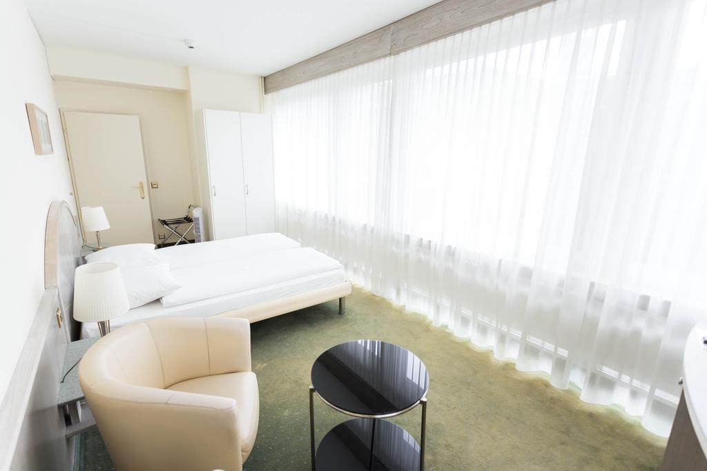 Superior Double or Twin Room,224270456:JPEG