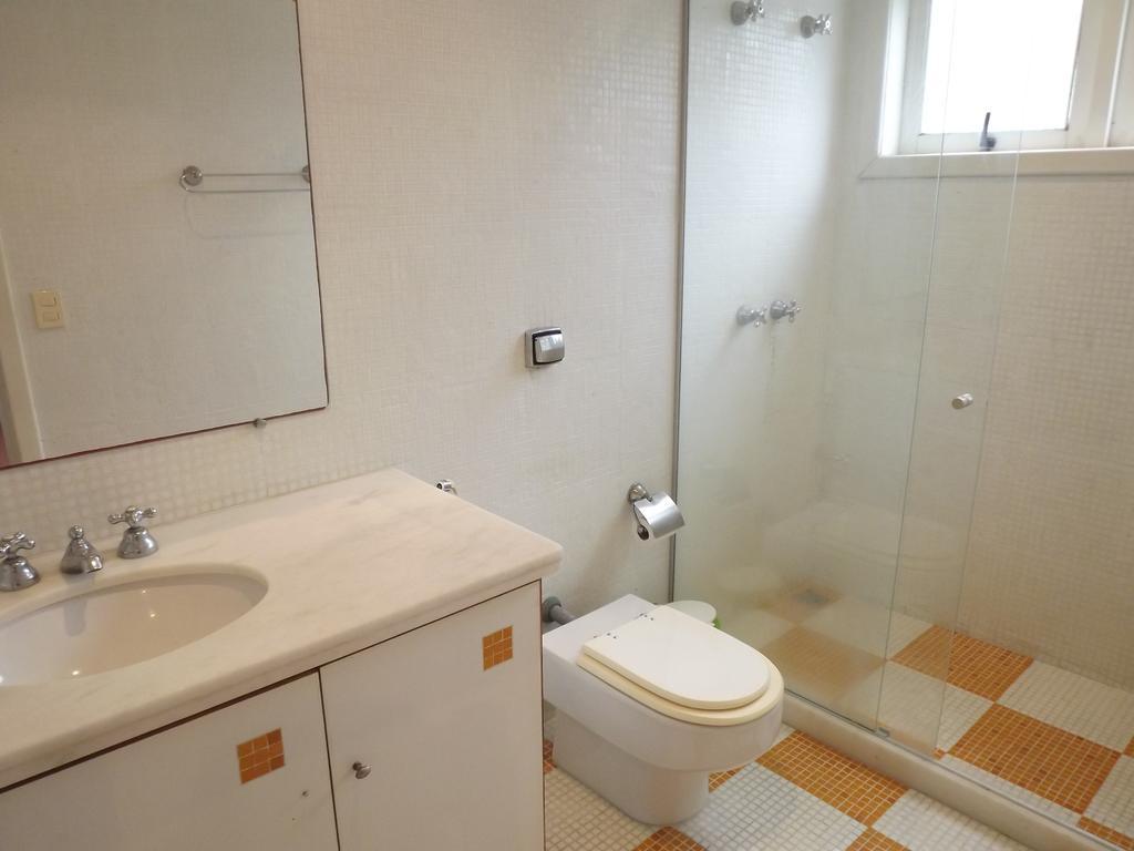 Quarto Duplo